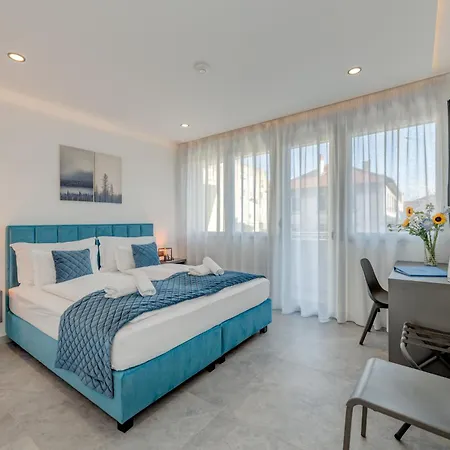 Lichia Amia Luxury * Spalato