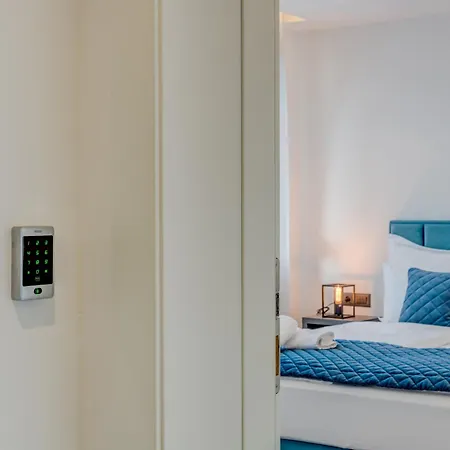 Lichia Amia Luxury Apartment